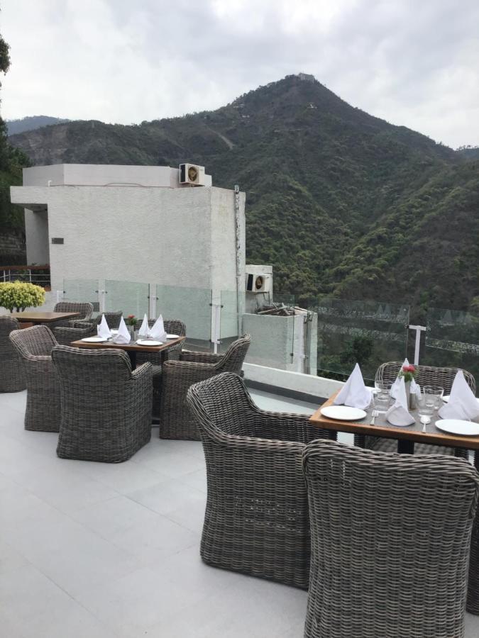 Timber Trail Base Resort - At The Foothills Of Adventure Parwanoo Εξωτερικό φωτογραφία