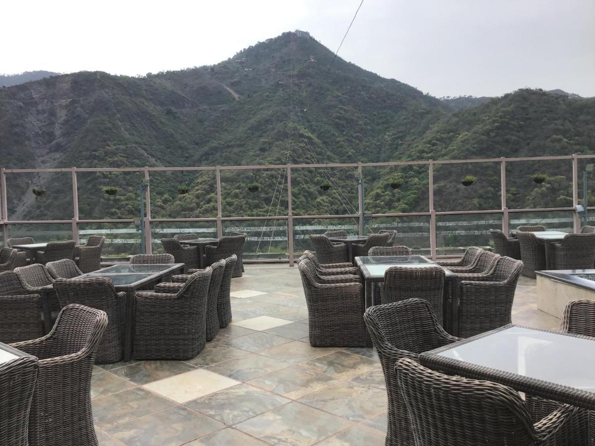 Timber Trail Base Resort - At The Foothills Of Adventure Parwanoo Εξωτερικό φωτογραφία